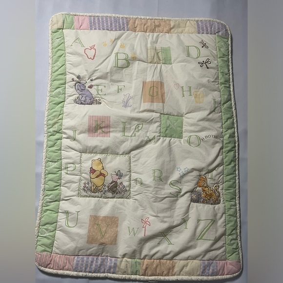 WINNIE THE POOH CLASSIC VINTAGE CRIB BLANKET, IVORY COLOR 40”X 30” - Picture 1 of 10